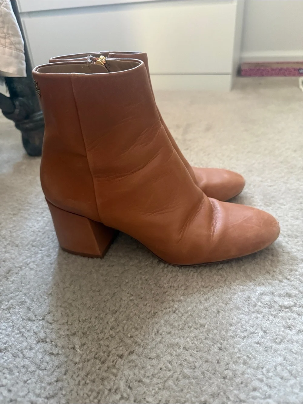 Tory Burch smooth cognac